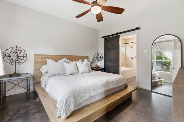 10012 Janet LOOP, Dripping Springs, TX 78620