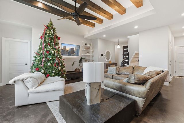 10012 Janet LOOP, Dripping Springs, TX 78620