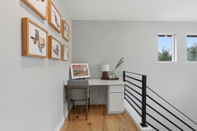 10012 Janet LOOP, Dripping Springs, TX 78620