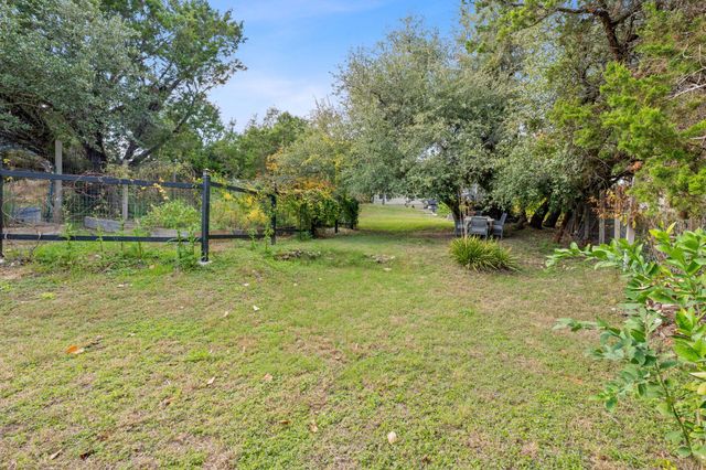 10012 Janet LOOP, Dripping Springs, TX 78620