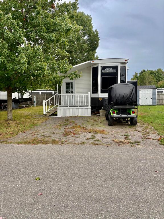 27 Ocean Park Road 115, Old Orchard Beach, ME 04064 — exterior
