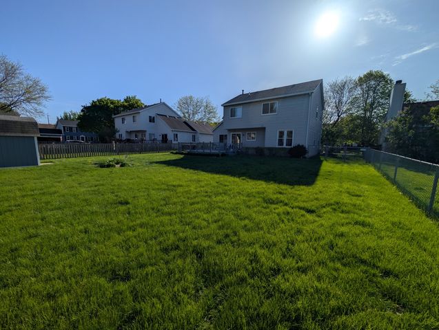 1471 Knotty Pine Drive, Elgin, IL 60123
