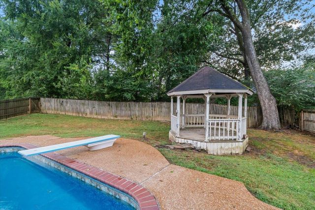 763 WHISPER HILL CV, Collierville, TN 38017