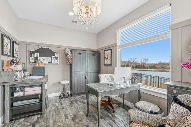 1434 S Monument St, Wichita, KS 67235