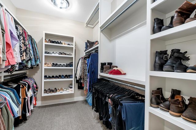 1434 S Monument St, Wichita, KS 67235