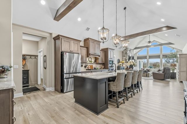 1434 S Monument St, Wichita, KS 67235