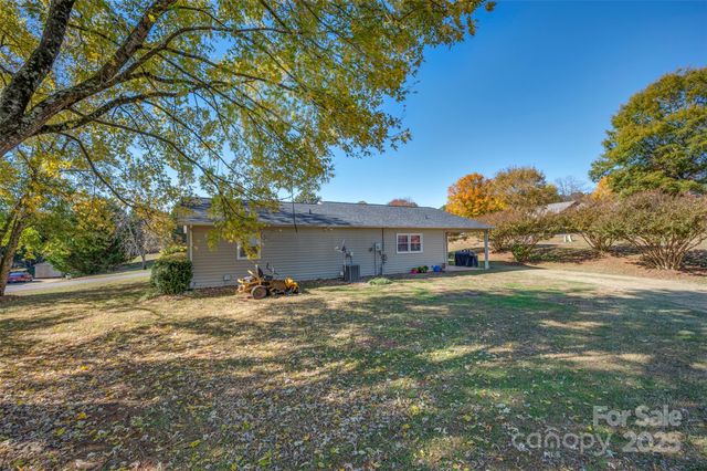 188 East Fork Drive, Ellenboro, NC 28040