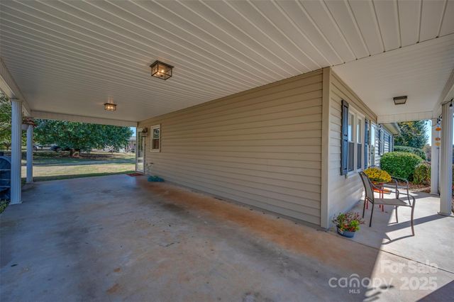 188 East Fork Drive, Ellenboro, NC 28040