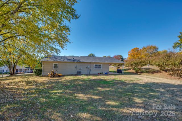 188 East Fork Drive, Ellenboro, NC 28040