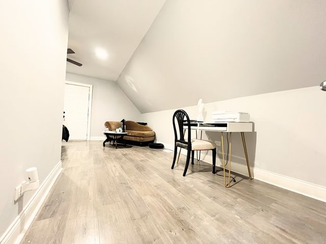 7714 S Marquette Avenue, Chicago, IL 60649