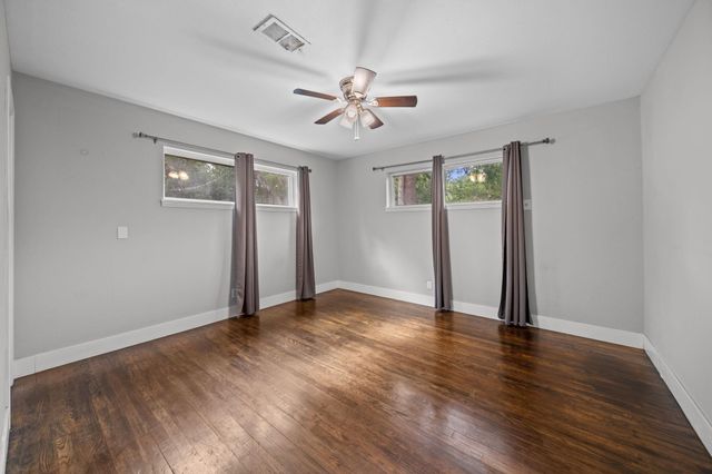 3002 Newcastle Drive, Baytown, TX 77521