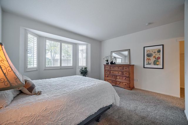 221 Silver Strike Ct, Roseville, CA 95747