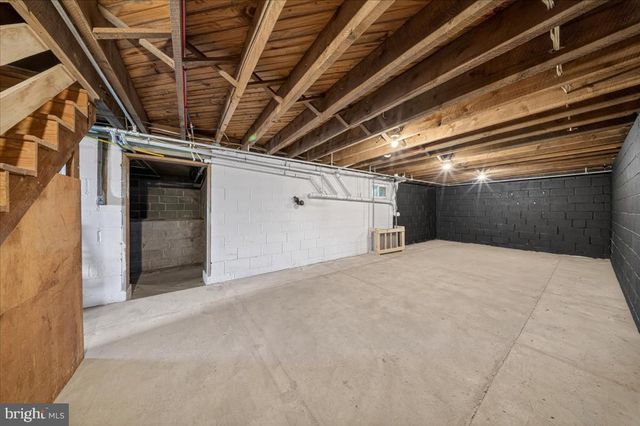 350 MILFORD RD, Downingtown, PA 19335