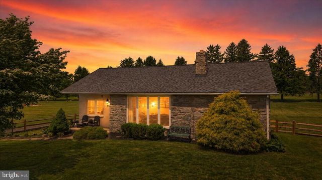 350 MILFORD RD, Downingtown, PA 19335