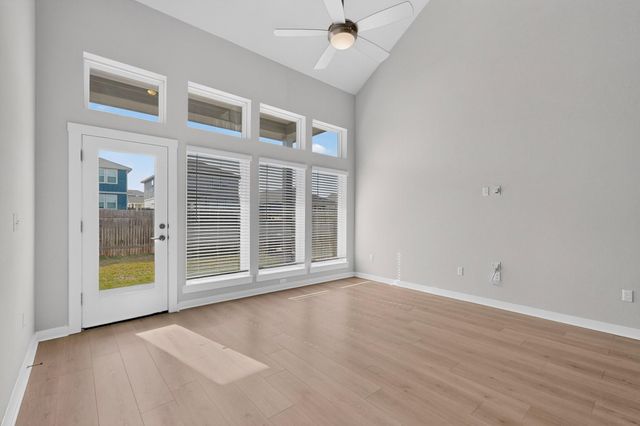 13100 Brave Tenderfoot TRL, Buda, TX 78610