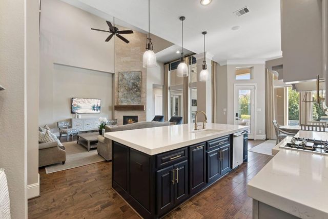 54 Liberty Branch Boulevard, Spring, TX 77389