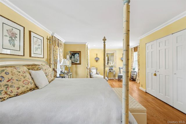 19 and 33 Bridgefield Road, Bridgehampton, NY 11932