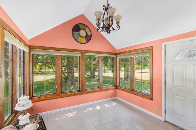 19 and 33 Bridgefield Road, Bridgehampton, NY 11932