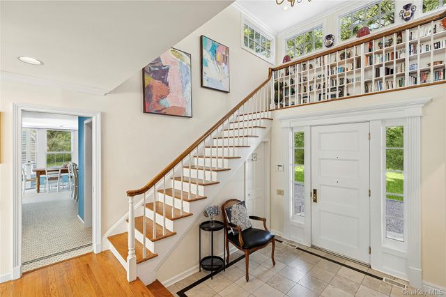 19 and 33 Bridgefield Road, Bridgehampton, NY 11932