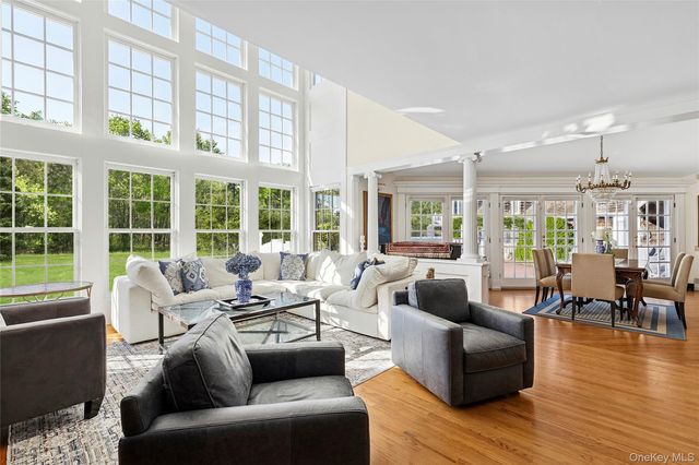 19 and 33 Bridgefield Road, Bridgehampton, NY 11932