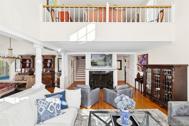 19 and 33 Bridgefield Road, Bridgehampton, NY 11932