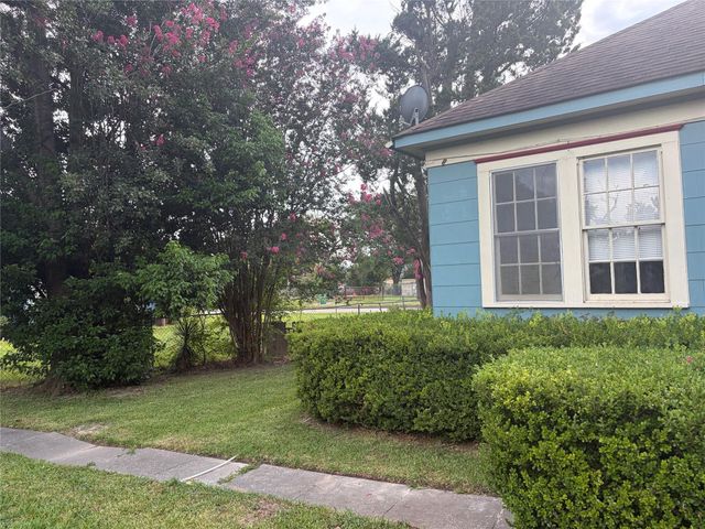 9916 Fulton Street, Houston, TX 77076