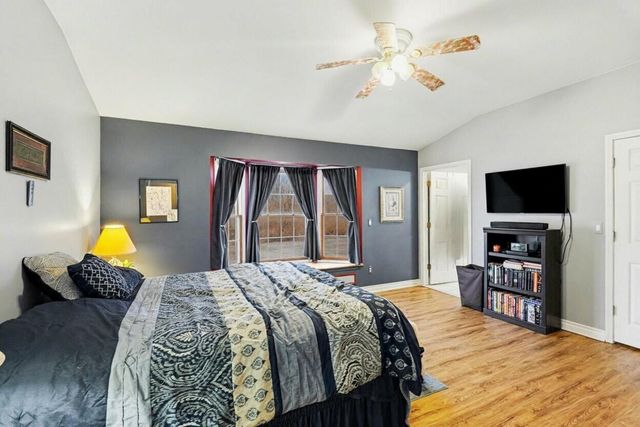 10044 W Sargent Road, Fowlerville, MI 48836