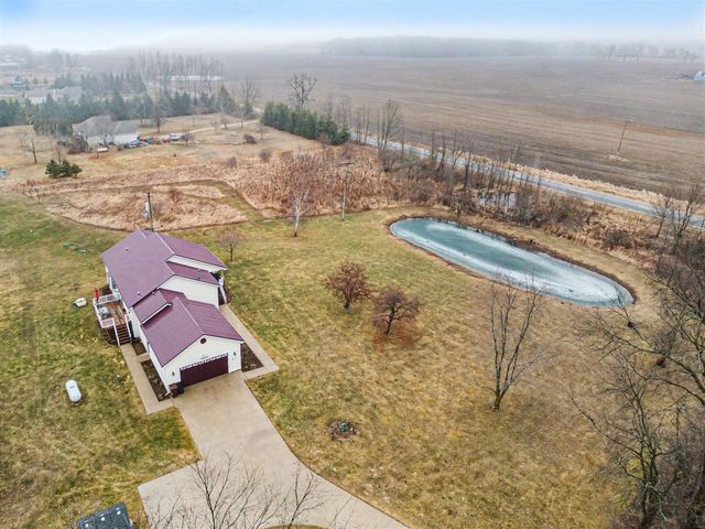 10044 W Sargent Road, Fowlerville, MI 48836