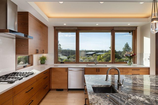 62665 Big Sage Way, Bend, OR 97703