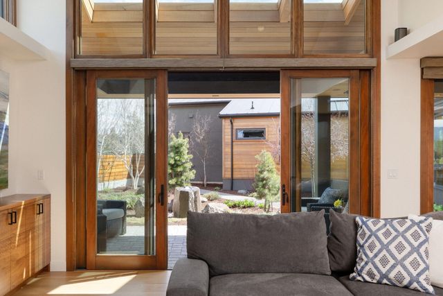 62665 Big Sage Way, Bend, OR 97703