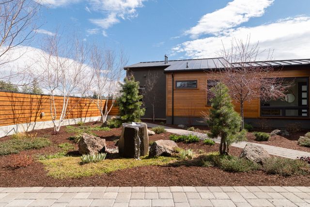 62665 Big Sage Way, Bend, OR 97703