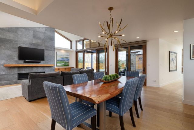 62665 Big Sage Way, Bend, OR 97703