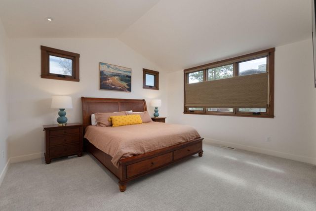 62665 Big Sage Way, Bend, OR 97703