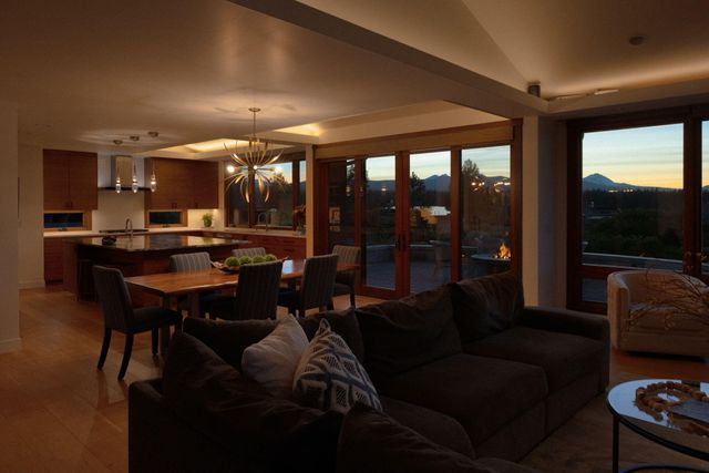 62665 Big Sage Way, Bend, OR 97703