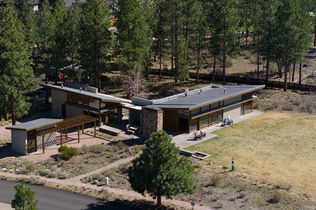 62665 Big Sage Way, Bend, OR 97703