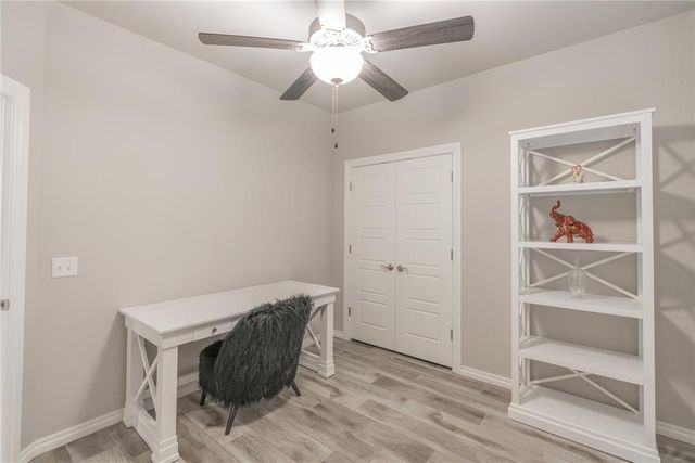 701 Cassandra Lane, Yukon, OK 73099