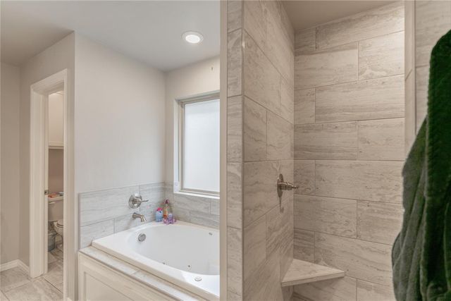 701 Cassandra Lane, Yukon, OK 73099