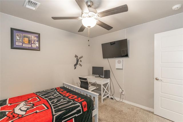 701 Cassandra Lane, Yukon, OK 73099