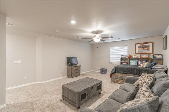 701 Cassandra Lane, Yukon, OK 73099