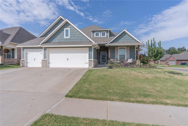 701 Cassandra Lane, Yukon, OK 73099