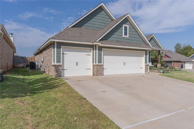 701 Cassandra Lane, Yukon, OK 73099