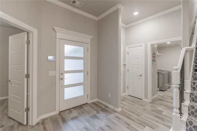 701 Cassandra Lane, Yukon, OK 73099