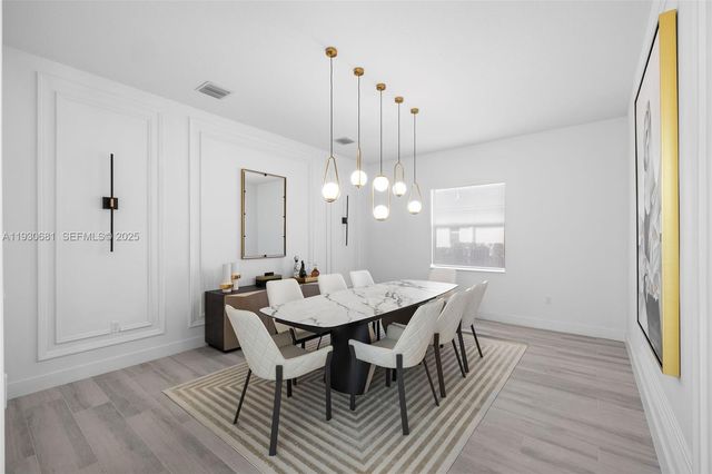 11035 N Sierra Ranch Dr, Davie, FL 33324