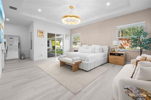 11035 N Sierra Ranch Dr, Davie, FL 33324