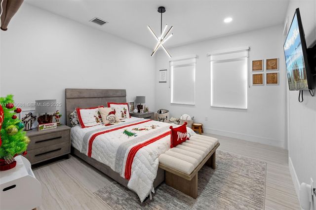 11035 N Sierra Ranch Dr, Davie, FL 33324