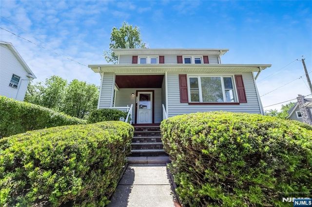 135 E Linden Avenue, Dumont, NJ 07628