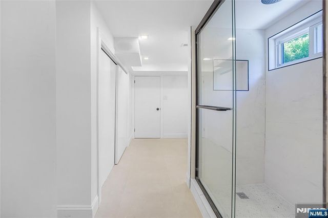 135 E Linden Avenue, Dumont, NJ 07628