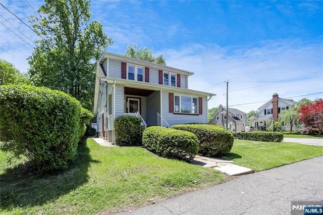 135 E Linden Avenue, Dumont, NJ 07628