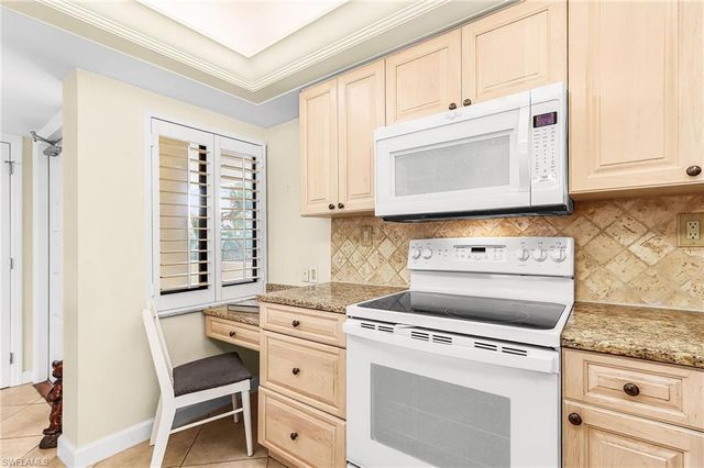 6660 Estero BLVD 303, Fort Myers Beach, FL 33931