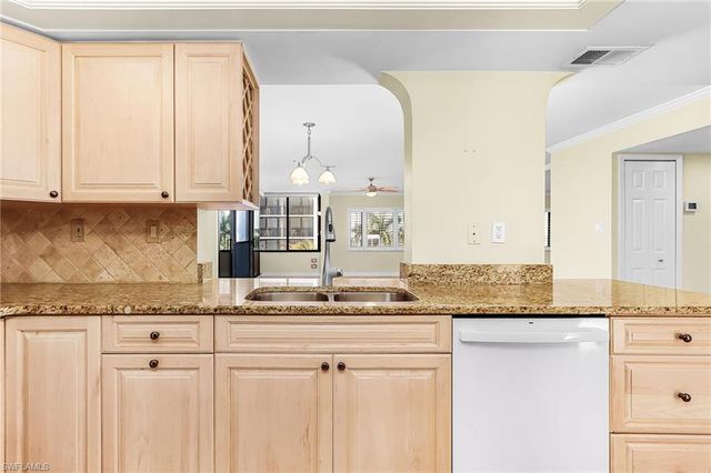 6660 Estero BLVD 303, Fort Myers Beach, FL 33931